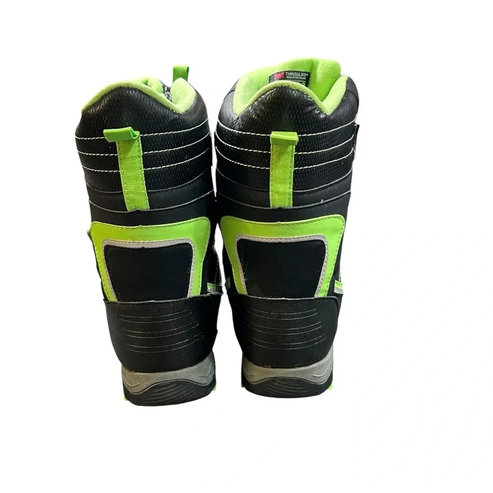 Totes “Seth” Style | PO# 210041508 Men’s Size 6 (fits Women’s 8.5) green black